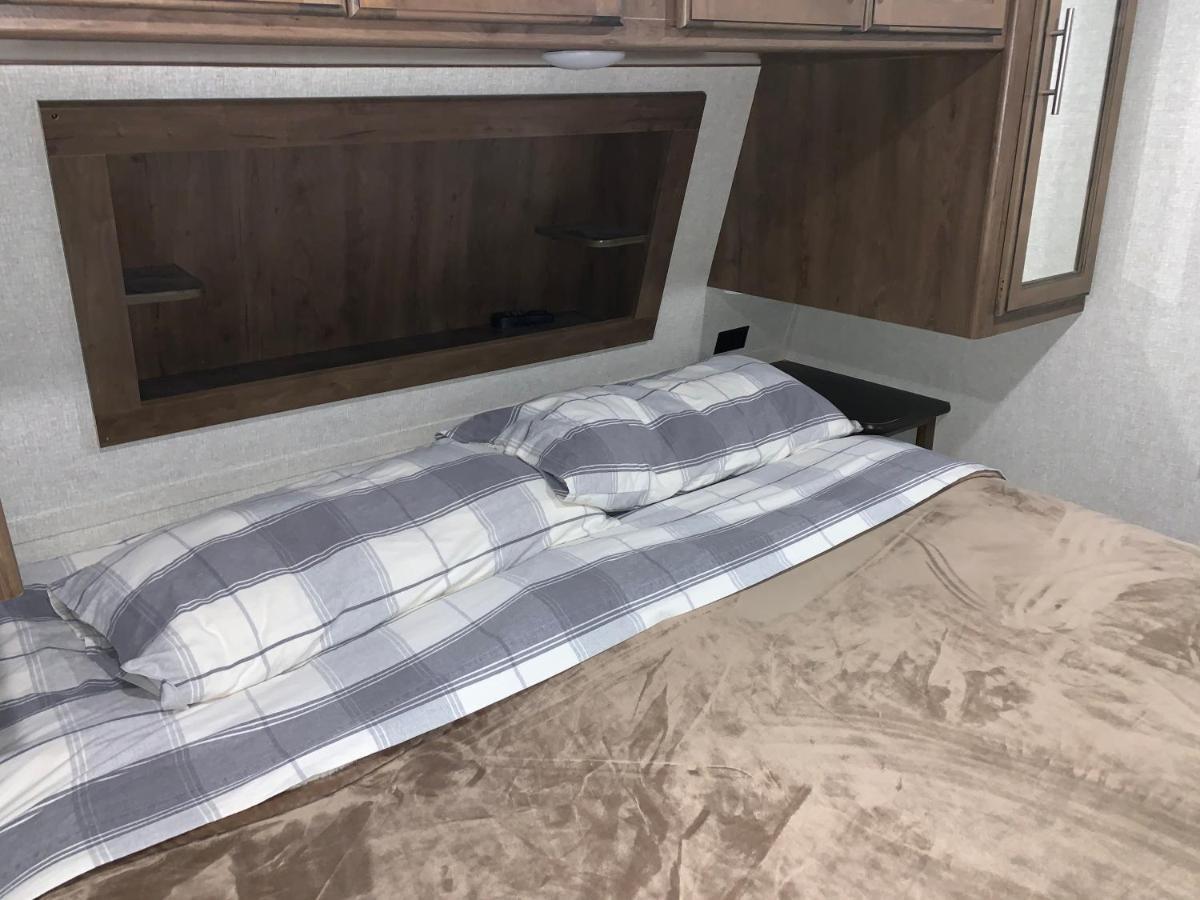 Glacier Haven Inn Pinnacle Kültér fotó