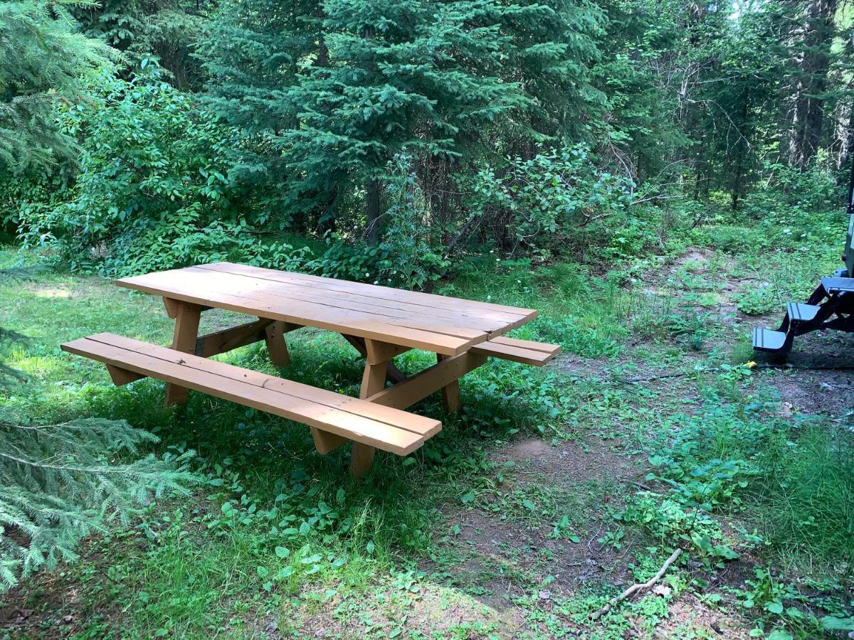 Glacier Haven Inn Pinnacle Kültér fotó