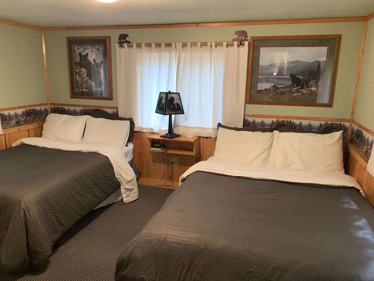 Glacier Haven Inn Pinnacle Kültér fotó