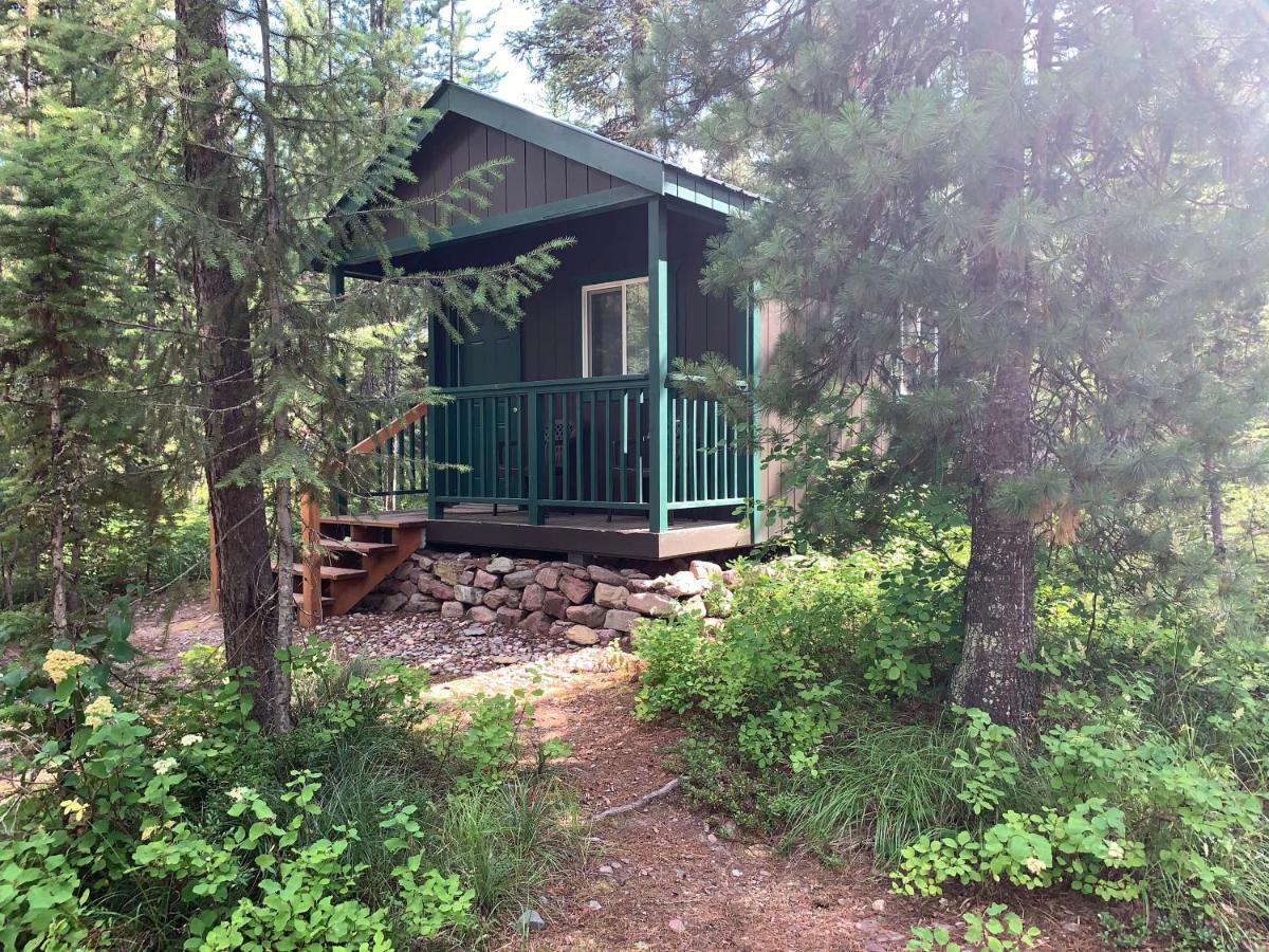 Glacier Haven Inn Pinnacle Kültér fotó